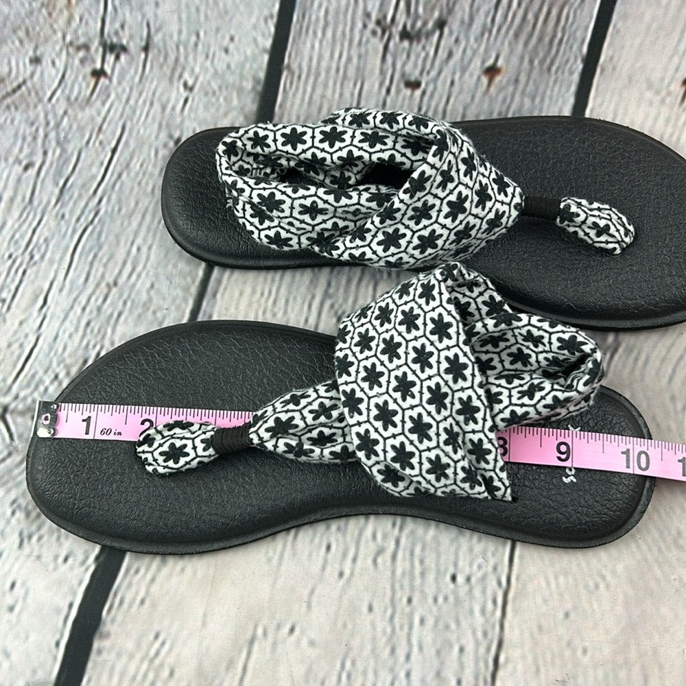 SANUK Black & White Yoga Mat Thong Sling Back Soft Cotton Sandals - Picture 9 of 17